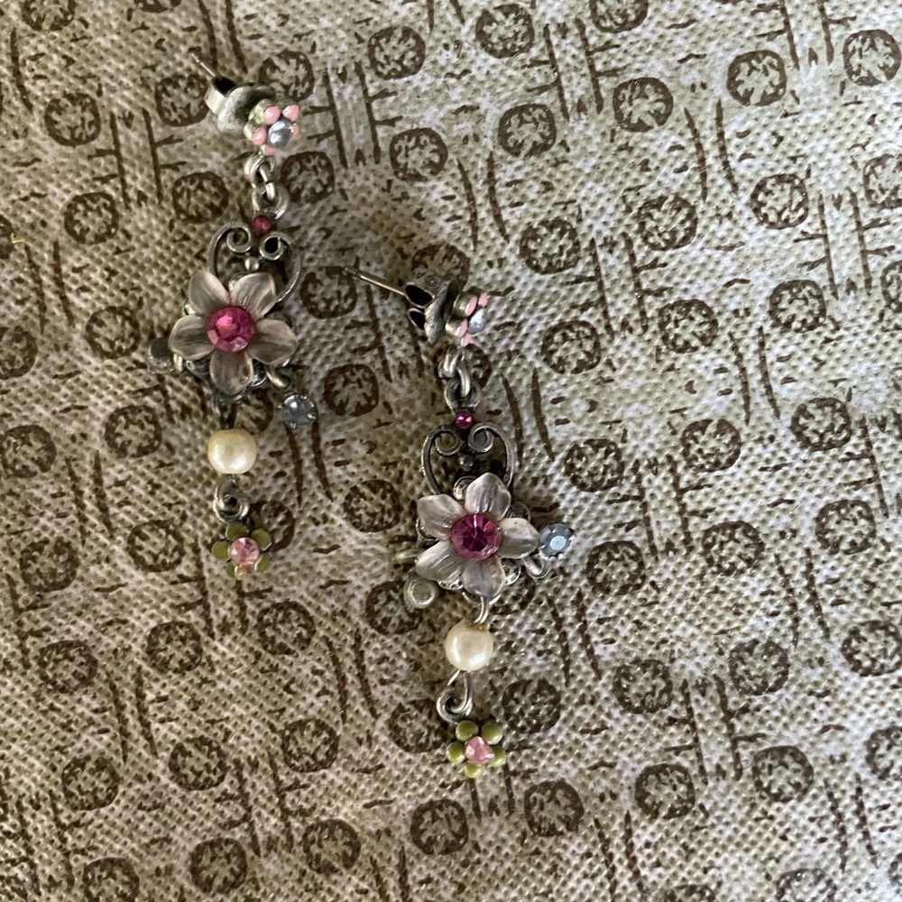 Dangle stud earrings - Picture 2 of 2
